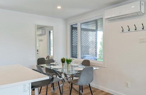 Trois-Rivieres House | Le Eleven 55 - Billard - 5 lits