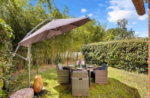 Toulouse North Apartment | Le Ernest - Piscine, Parking & Jardin privé et Climatisation