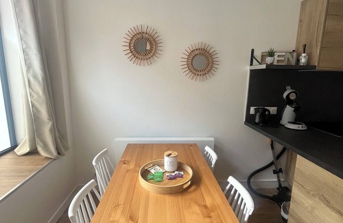 Calais City Center Apartment | Le Félix Calais Nord