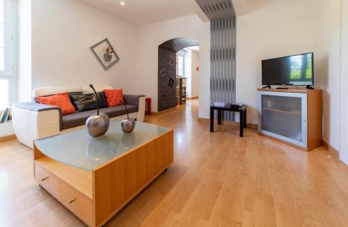 Centre-ville rive gauche House | Le Félix Grat - LAVALOC