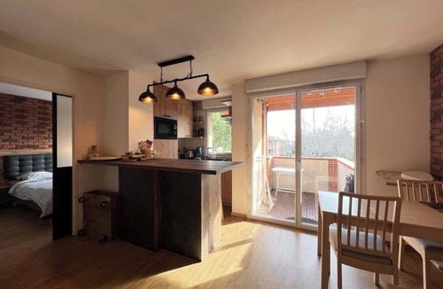 Chateau de l'Hers Apartment | Le Factory - 4p - Lumineux & Arboré/Parking/Balcon