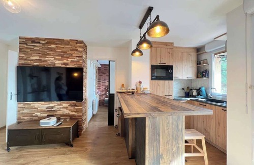 Chateau de l'Hers Apartment | Le Factory - 4p - Lumineux & Arboré/Parking/Balcon