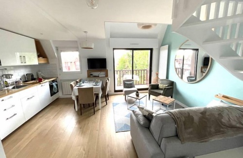 Tourgeville Apartment | Le Fairway by Interhome