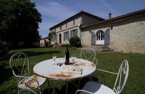 Auvillar Bed & Breakfast | Le Farat Bed & Breakfast