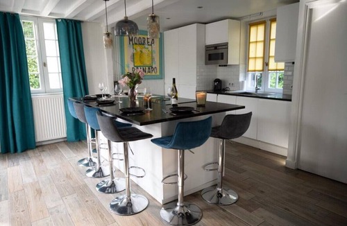 Bonneville-la-Louvet Villa | LE FARE AUGERON, Normandy manor house with swimming pool