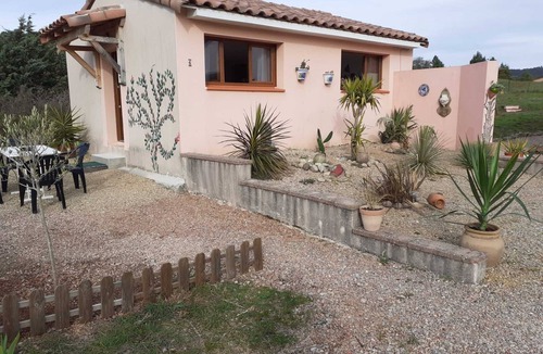 Arques House | LE Fare des Terres Rouges Dans L Aude