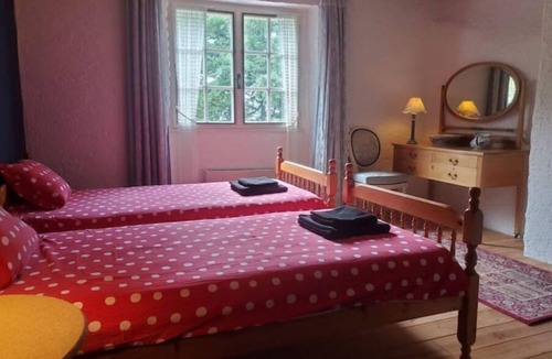 Teillet Other | Le Farmhouse