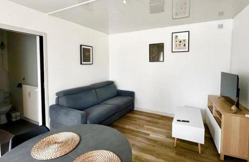 Coteaux Ouest Apartment | Le Fatio - Studio Terrace - WiFi - 2 people