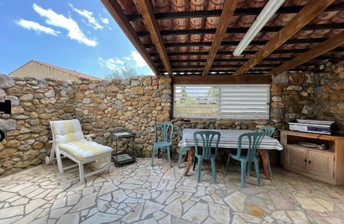 Roches Grises Bed & Breakfast | Le Fenouillet Cottage proche des Grands Buffets
