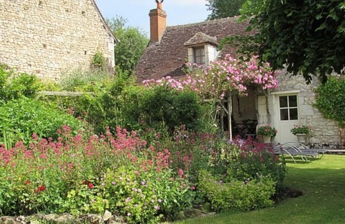 Chaumussay Condo | LE FLEUVE -COTTAGE HOLIDAY RENTAL, IN LE GRAND PRESSIGNY, INDRE-ET-LOIRE, FRANCE