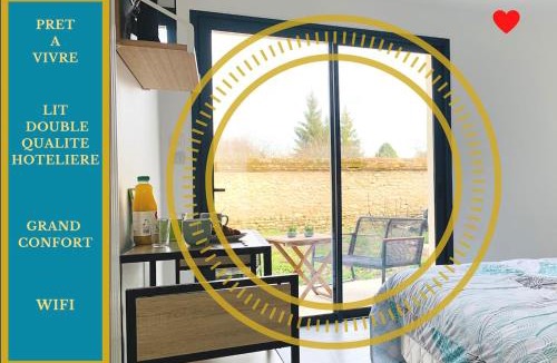 Saint-Hilaire-Saint-Mesmin Apartment | Le Fonctionnel Studio 1 - Parking- 20 min centrale