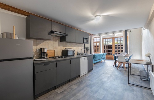 Mercury Apartment | Le Fort 101 + Loft 15