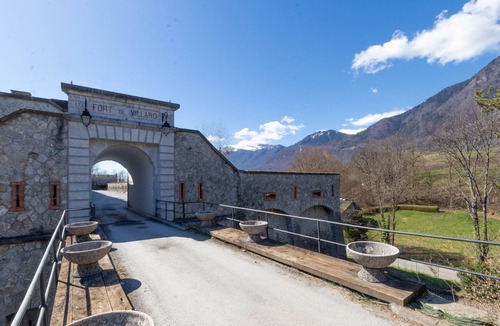 Gilly-sur-Isere Apartment | Le Fort 101 + Loft 16