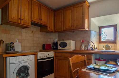 Pied-de-Borne House | Le Four, Ferme de la Beyssiere