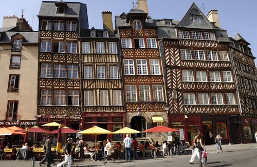 Erce-pres-Liffre House | Le Fournil de la Cheminée