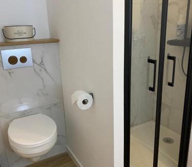 Rueil-la-Gadeliere House | Le fournil