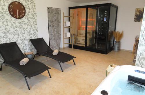 Ploermel House | Le Foyer Celtique - Chambre d'hôtes et Spa