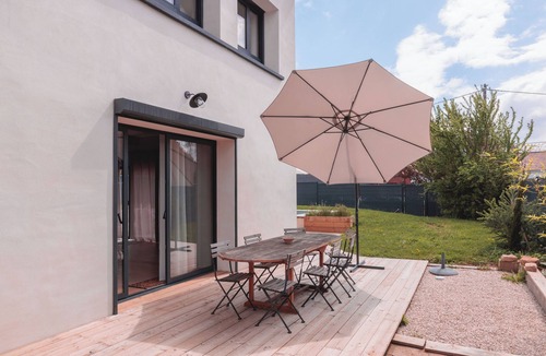 Saint-Etienne-sur-Chalaronne House | le gîte les Passages