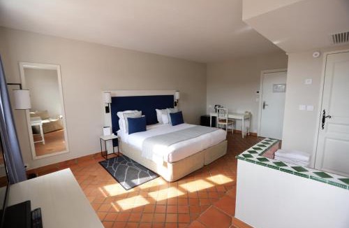 Saint-Cyr-sur-Mer Hotel | Le Fregate Provence