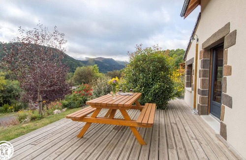 Jassat House | Le Fromenta - Chambon SUR LAC