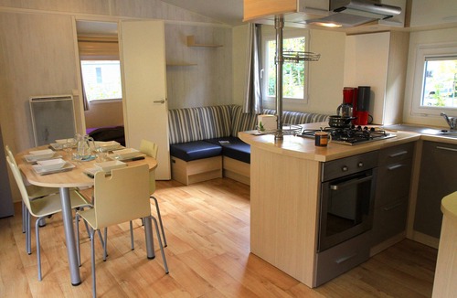 Pont du Cens-Cote d'Or Cottage | Le Géant, Privilège 6 people - Nantes Camping*