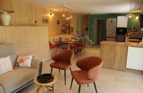 Saint-Etienne-de-Fontbellon House | Le Gîte des Missols