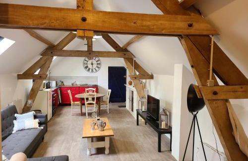 Le Vieil-Bauge House | le gîte au pied des chevaux