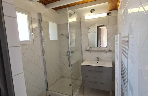 Forcalquier Apartment | Le gîte de La Badassière