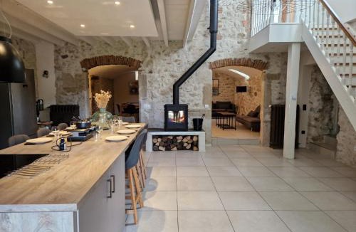 Champagneux House | Le gîte de la cascade