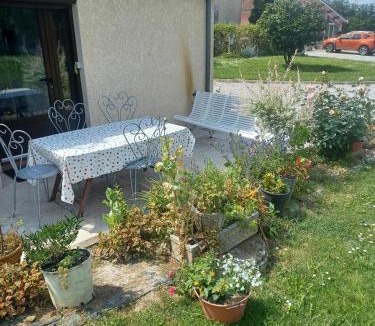 Lahosse Bed & Breakfast | LE Gîte DE LA GRANGE DE BROUSTIC
