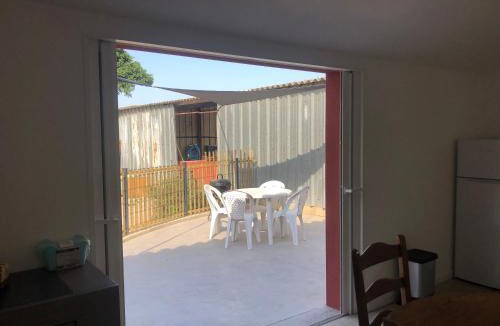 Theza House | Le gîte de la Massoterie
