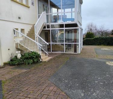 Pouzauges House | Le Gîte de Mellonia - 15 personnes - 20mn du Parc