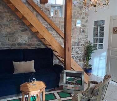 Sainte-Valiere House | Le gîte de Sainte Valière PISCINE,SPA et CLIMATISATION