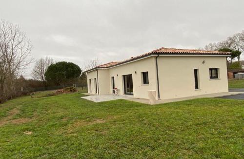 Montech House | Le gîte des Acacias