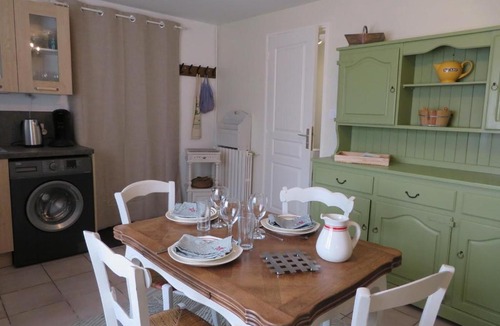 Salies-de-Bearn Apartment | Le Gîte des Coloriés
