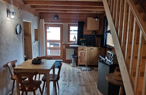 Ambronay House | Le Gîte des Fours