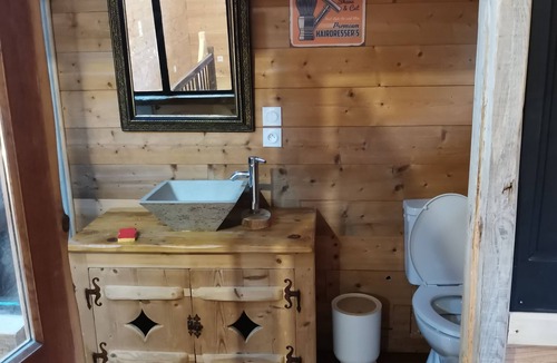 Ambronay House | Le Gîte des Fours