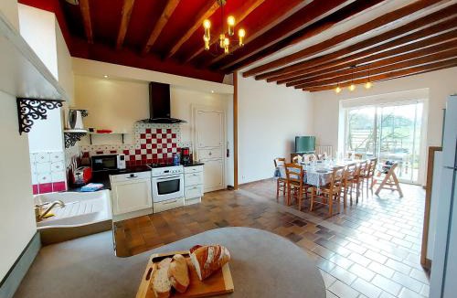 Saint-Aubin-du-Desert House | Le gîte du Cormier