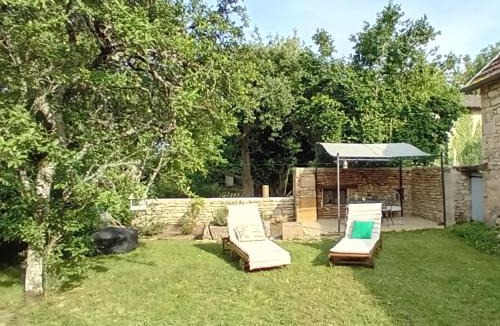 Baigneux-les-Juifs House | Le Gîte du Lapin Bleu