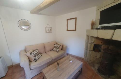 Curcay-sur-Dive House | Le Gîte du Noyer