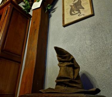 Saint-Jean-Soleymieux Apartment | Le Gîte Ensorcelé
