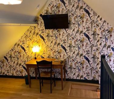 Senlis House | Le Gîte