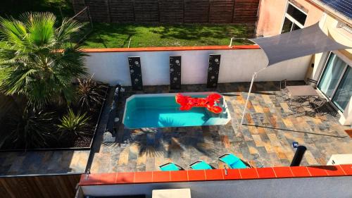 Peyrole House | Le Gîte Nature Jacuzzi Piscine Chauffée Privée du Tarn entre Toulouse et Albi & Les Cottages du Tarn