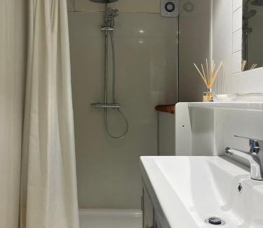 Saint-Martin-des-Olmes House | Le gîte Rodary