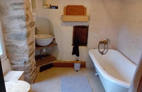 Montirat House | le gaffatou
