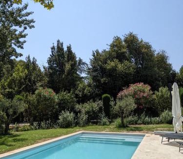 Cavillargues Villa | Le Gai Ruisseau - Villa avec piscine chauffée - Proche Uzès