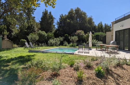 Cavillargues Villa | Le Gai Ruisseau - Villa avec piscine chauffée - Proche Uzès