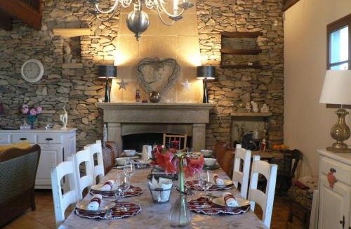 Le Grand Serre Bed & Breakfast | Le Galaveyson