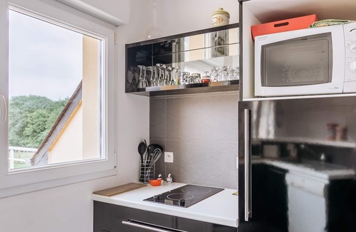 Tremereuc Apartment | Le Galop - One Bedroom Apartment, Sleeps 4