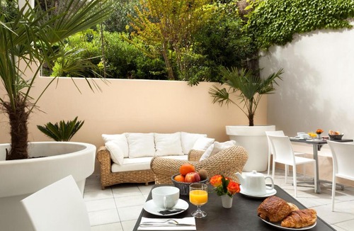 Biarritz City Centre Hotel | Le Gamaritz